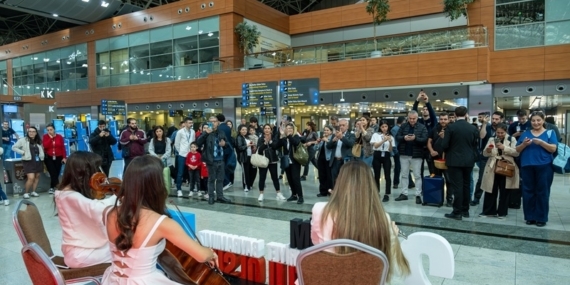 Cumhuriyet Bayramı Sabiha Gökçen Havalimanı'nda kutlandı 20 Cumhuriyet Bayramı Sabiha Gökçen Havalimanı'nda kutlandı