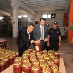 Gaziantep'te bozuk ve son kullanma tarihi geçmiş gıda satan iş yeri kapatıldı 5 Gaziantep'te bozuk ve son kullanma tarihi geçmiş gıda satan iş yeri kapatıldı