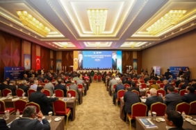 Gaziantep'te düzenlenen AK Parti Yerel Yönetimler Bölge Toplantısı tamamlandı 63 Gaziantep'te düzenlenen AK Parti Yerel Yönetimler Bölge Toplantısı tamamlandı