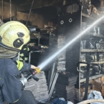 Gaziantep'te iş yerinde çıkan yangın kontrol altına alındı 7 Gaziantep'te iş yerinde çıkan yangın kontrol altına alındı