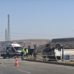 Gaziantep'te kamyonet ile otomobilin çarpıştığı kazada 1 kişi öldü, 1 kişi yaralandı