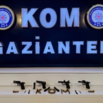Gaziantep'te silah kaçakçılığı operasyonunda 2 şüpheli yakalandı 4 Gaziantep'te silah kaçakçılığı operasyonunda 2 şüpheli yakalandı
