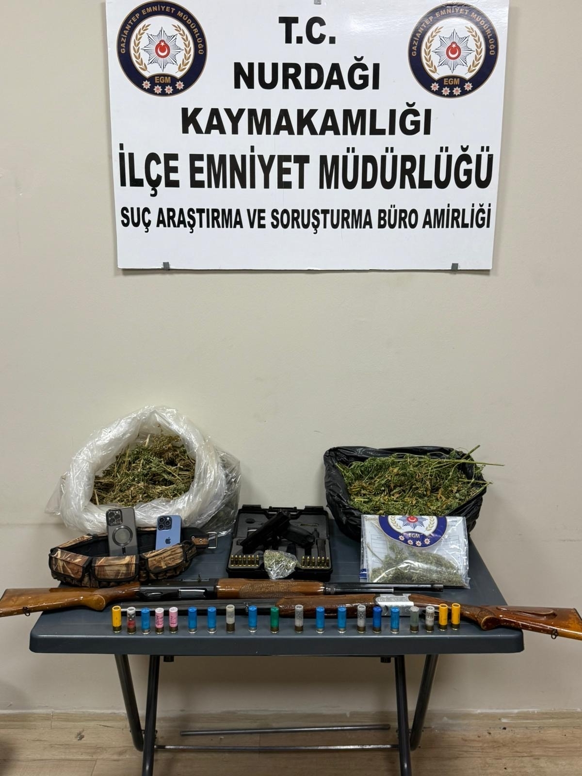 Gaziantep'te uyuşturucu operasyonunda 4 şüpheli yakalandı