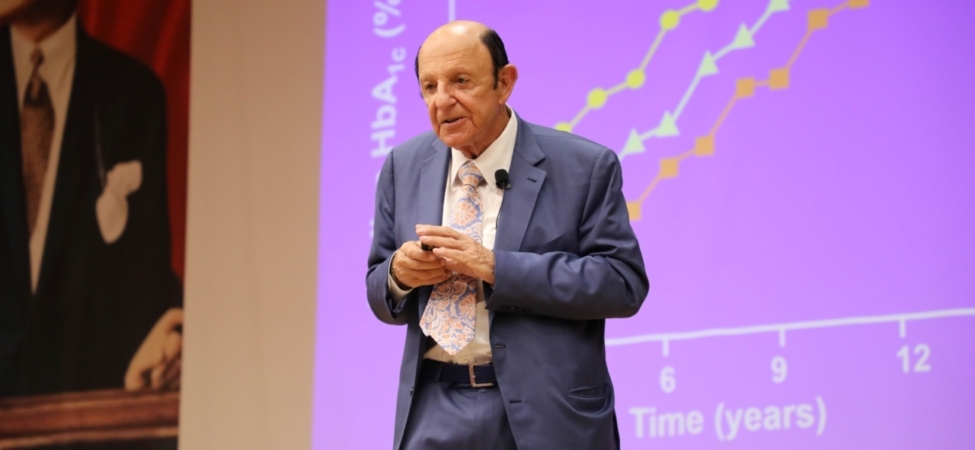 İstanbul Atlas Üniversitesi diyabet araştırmalarının öncüsü Prof. Dr. Ralph A. DeFronzo'yu ağırladı 10 İstanbul Atlas Üniversitesi diyabet araştırmalarının öncüsü Prof. Dr. Ralph A. DeFronzo'yu ağırladı
