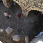 Mardin'de tarihi değirmen temizlenirken yaklaşık 1500 yıllık mozaik bulundu 15 Mardin'de tarihi değirmen temizlenirken yaklaşık 1500 yıllık mozaik bulundu