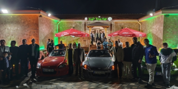 Modifiye araç tutkunları Gaziantep'te buluştu 13 Modifiye araç tutkunları Gaziantep'te buluştu