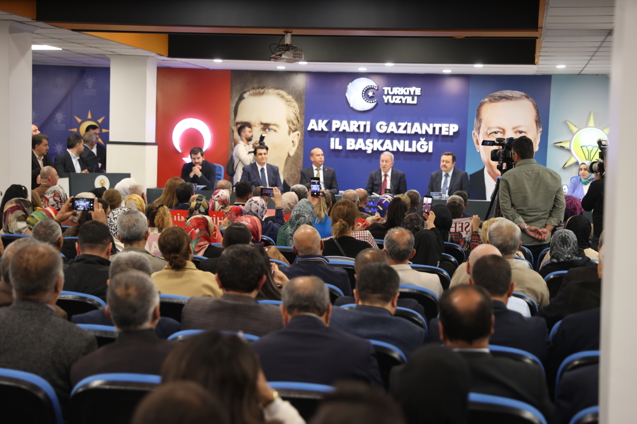 TBMM Milli Savunma Komisyonu Başkanı Hulusi Akar, Gaziantep'te "Terörsüz Türkiye" sürecini anlattı