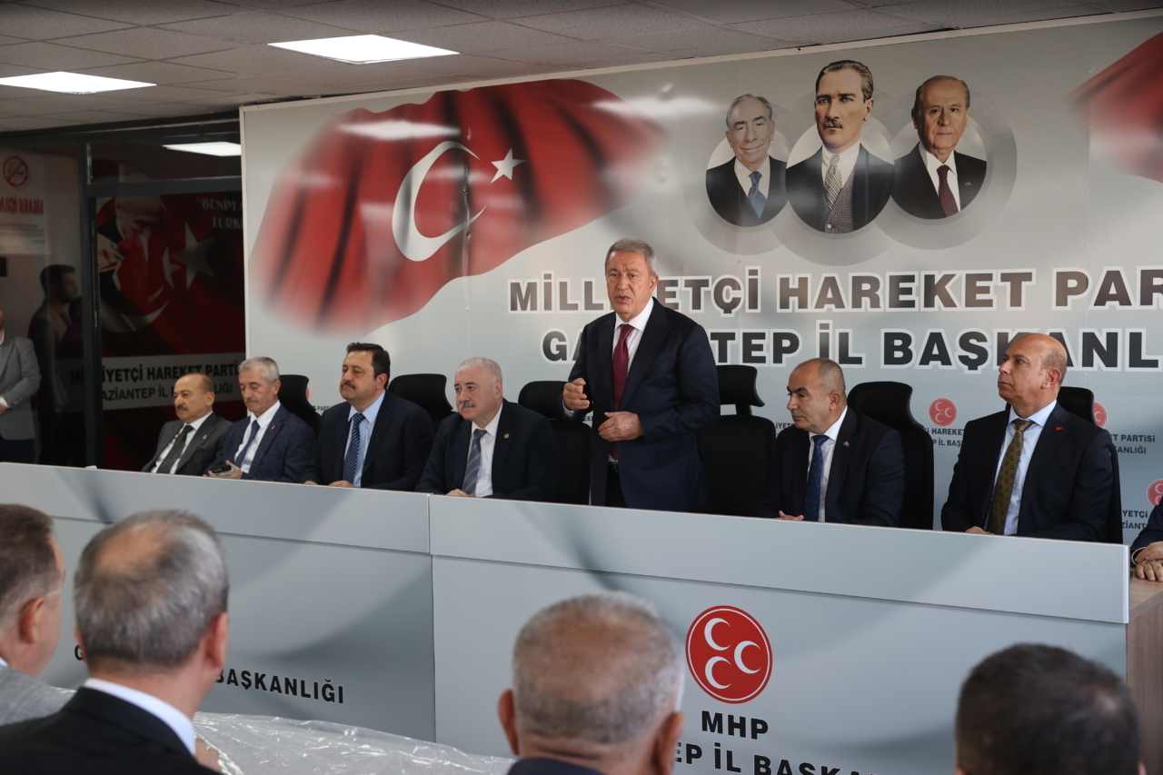 TBMM Milli Savunma Komisyonu Başkanı Hulusi Akar, Gaziantep'te ziyaretlerde bulundu