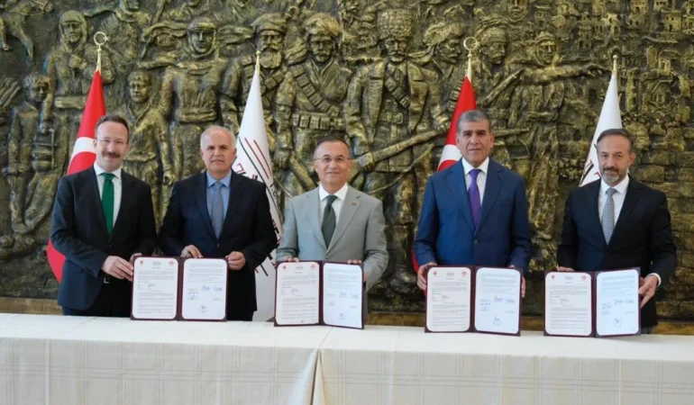 Mahsum Altunkaya Yatılı Hafızlık Kur’an Kursu İçin Protokol İmzalandı 6 thumbnail-15