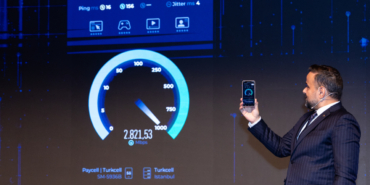 Turkcell 5G teknolojisini yüksek frekans bandı ve kapsama alanıyla Türkiye'ye sunacak 46 Turkcell 5G teknolojisini yüksek frekans bandı ve kapsama alanıyla Türkiye'ye sunacak