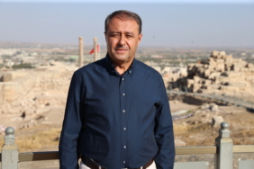 Urfa Kalesi'nde 5. yüzyıla ait yazıtlı mozaik gün yüzüne çıkarıldı 11 Urfa Kalesi'nde 5. yüzyıla ait yazıtlı mozaik gün yüzüne çıkarıldı