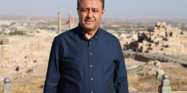 Urfa Kalesi'nde 5. yüzyıla ait yazıtlı mozaik gün yüzüne çıkarıldı 7 Urfa Kalesi'nde 5. yüzyıla ait yazıtlı mozaik gün yüzüne çıkarıldı