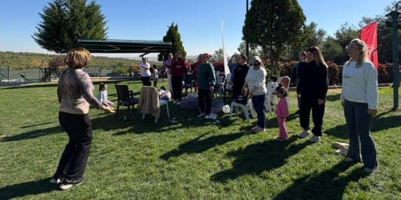 Aile kampları çocukların bağımlılıklardan uzak kalmasında etkili oluyor 11 Aile kampları çocukların bağımlılıklardan uzak kalmasında etkili oluyor