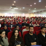 Büyükşehir Belediye Başkanı Şahin, GİBTÜ'de öğrencilerle buluştu