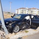 Gaziantep'te 2 otomobilin çarpıştığı kazada 4 kişi yaralandı