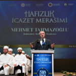 Gaziantep'te 318 hafız için icazet töreni düzenlendi 14 Gaziantep'te 318 hafız için icazet töreni düzenlendi