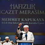 Gaziantep'te 318 hafız için icazet töreni düzenlendi 12 Gaziantep'te 318 hafız için icazet töreni düzenlendi