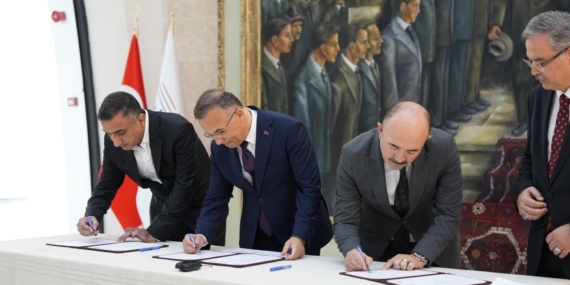 Gaziantep'te 40 bin öğrenciye ayakkabı yardımı yapılacak 13 Gaziantep'te 40 bin öğrenciye ayakkabı yardımı yapılacak