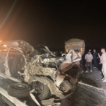 Gaziantep'te kamyon ile otomobilin çarpıştığı kazada 3 kişi öldü