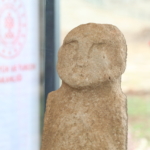 Neolitik dönemin 3 boyutlu insan heykelleri ilk kez sergilenecek