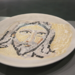 Ölen kızının hayalini gerçekleştirmek için Neolitik Çağ eserlerinin replikasını yaptı