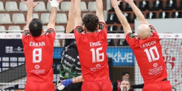 Voleybol: SMS Grup Efeler Ligi