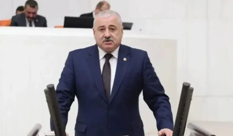 MİLLETVEKİLİ ATAY İÇİŞLERİ BAKANLIĞI'NA BAĞLI KURUM ÇALIŞANLARININ ÖZLÜK HAKLARINA DİKKAT ÇEKTİ 1 IMG-20251215-WA0012