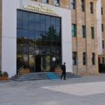 Asayiş uygulamasında karşılaştığı ressamdan etkilenip hayatında yeni bir sayfa açtı