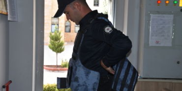 Asayiş uygulamasında karşılaştığı ressamdan etkilenip hayatında yeni bir sayfa açtı 5 Asayiş uygulamasında karşılaştığı ressamdan etkilenip hayatında yeni bir sayfa açtı