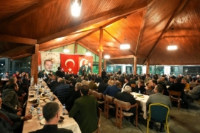 Belediye Başkanı Yılmaz, partisinin Şehitkamil ilçe teşkilatıyla bir araya geldi