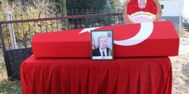 Gazi Mehmet İnce son yolculuğuna uğurlandı 33 Gazi Mehmet İnce son yolculuğuna uğurlandı