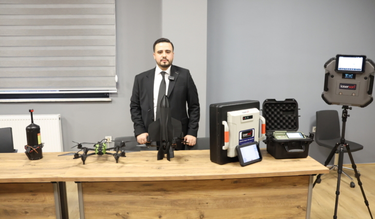 Gaziantep OSB Teknokent'te üretilen teknolojik cihazlar tanıtıldı 26 Gaziantep OSB Teknokent'te üretilen teknolojik cihazlar tanıtıldı