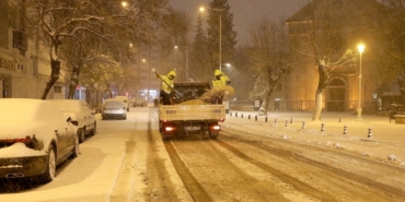 Gaziantep'te karla mücadele çalışmaları sürüyor