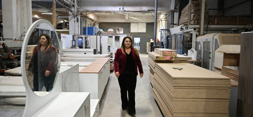 Gaziantep'te mobilya üreten kadın girişimci 8 ülkeye ihracat gerçekleştiriyor 2 Gaziantep'te mobilya üreten kadın girişimci 8 ülkeye ihracat gerçekleştiriyor