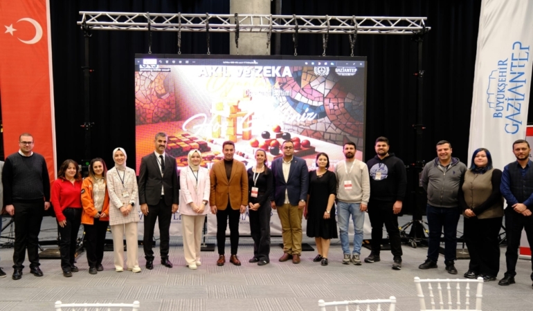 Gaziantep'te öğretmenlere akıl ve zeka oyunu eğitimi verildi