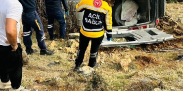 Gaziantep'te tarım işçilerini taşıyan minibüsün devrilmesi sonucu 1 kişi öldü, 3 kişi yaralandı