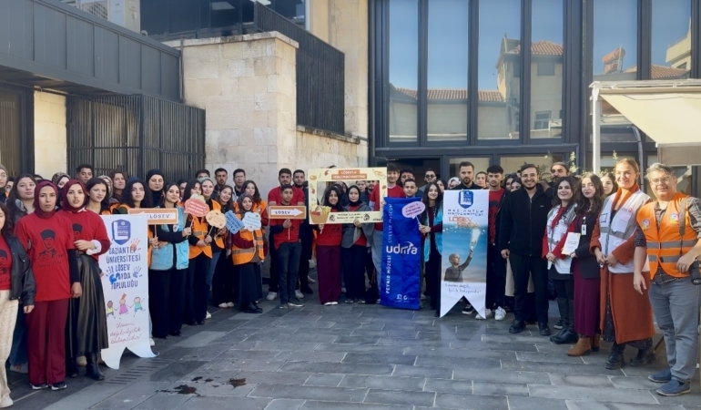 LÖSEV Gaziantep'te Yerli Malı Haftası etkinliği yaptı