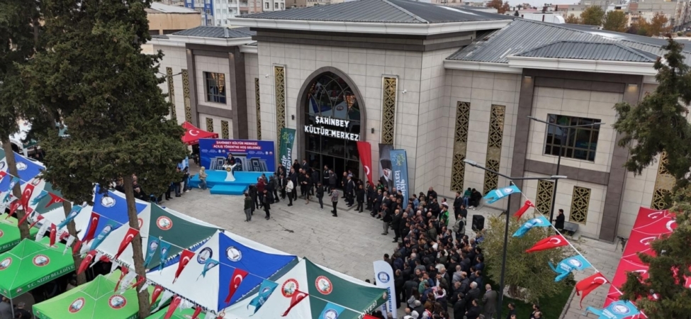 Nizip'te Şahinbey Kültür Merkezi'nin açılışı yapıldı 10 Nizip'te Şahinbey Kültür Merkezi'nin açılışı yapıldı