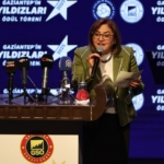 Sanayi ve Teknoloji Bakanı Kacır, "Gaziantep'in Yıldızları" ödül töreninde konuştu: