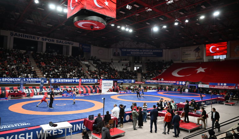 Türkiye Güreş Şampiyonası, Gaziantep'te başladı 27 Türkiye Güreş Şampiyonası, Gaziantep'te başladı