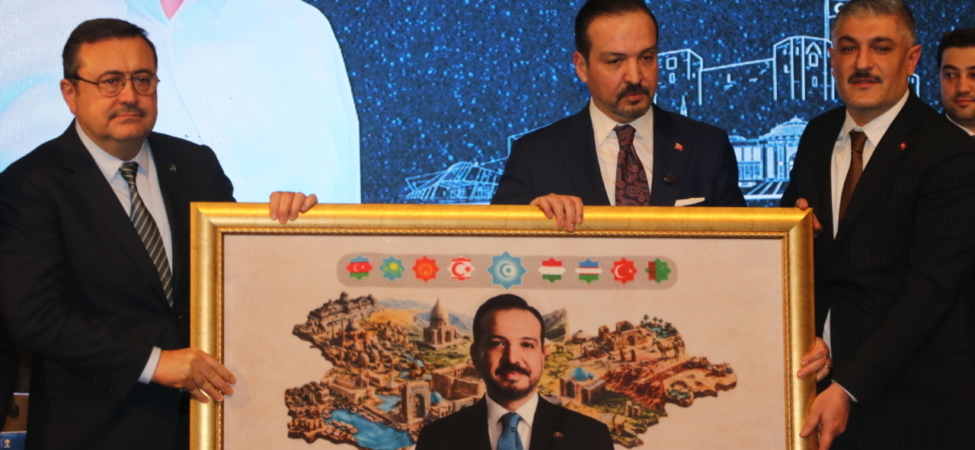 AK Parti Genel Başkan Yardımcısı Zorlu Gaziantep'te konuştu: 1 AK Parti Genel Başkan Yardımcısı Zorlu Gaziantep'te konuştu: