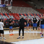 Gaziantep Basketbol zirveden inmek istemiyor