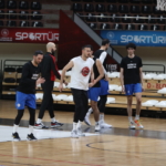 Gaziantep Basketbol zirveden inmek istemiyor