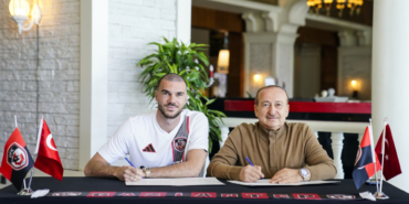 Gaziantep FK, defans oyuncusu Nihad Mujakic'i renklerine bağladı