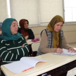 Gaziantepli 65 yaşındaki Zeliha teyze İngilizce öğrenme azmiyle örnek oluyor