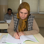 Gaziantepli 65 yaşındaki Zeliha teyze İngilizce öğrenme azmiyle örnek oluyor