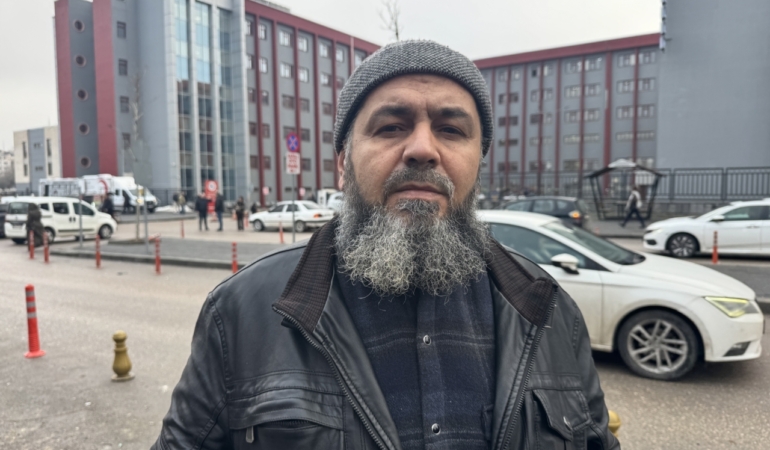 Gaziantep'te boşanma aşamasındaki eşini darbeden şüpheli gözaltında 40 Gaziantep'te boşanma aşamasındaki eşini darbeden şüpheli gözaltında