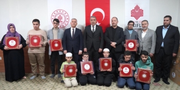 Gaziantep'te görme engelli hafızlara ziyaret