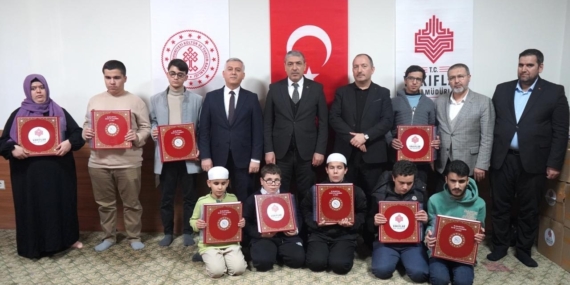 Gaziantep'te görme engelli hafızlara ziyaret