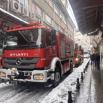 Gaziantep'te iş yerinde çıkan yangında 6 kişi dumandan etkilendi 81 Gaziantep'te iş yerinde çıkan yangında 6 kişi dumandan etkilendi
